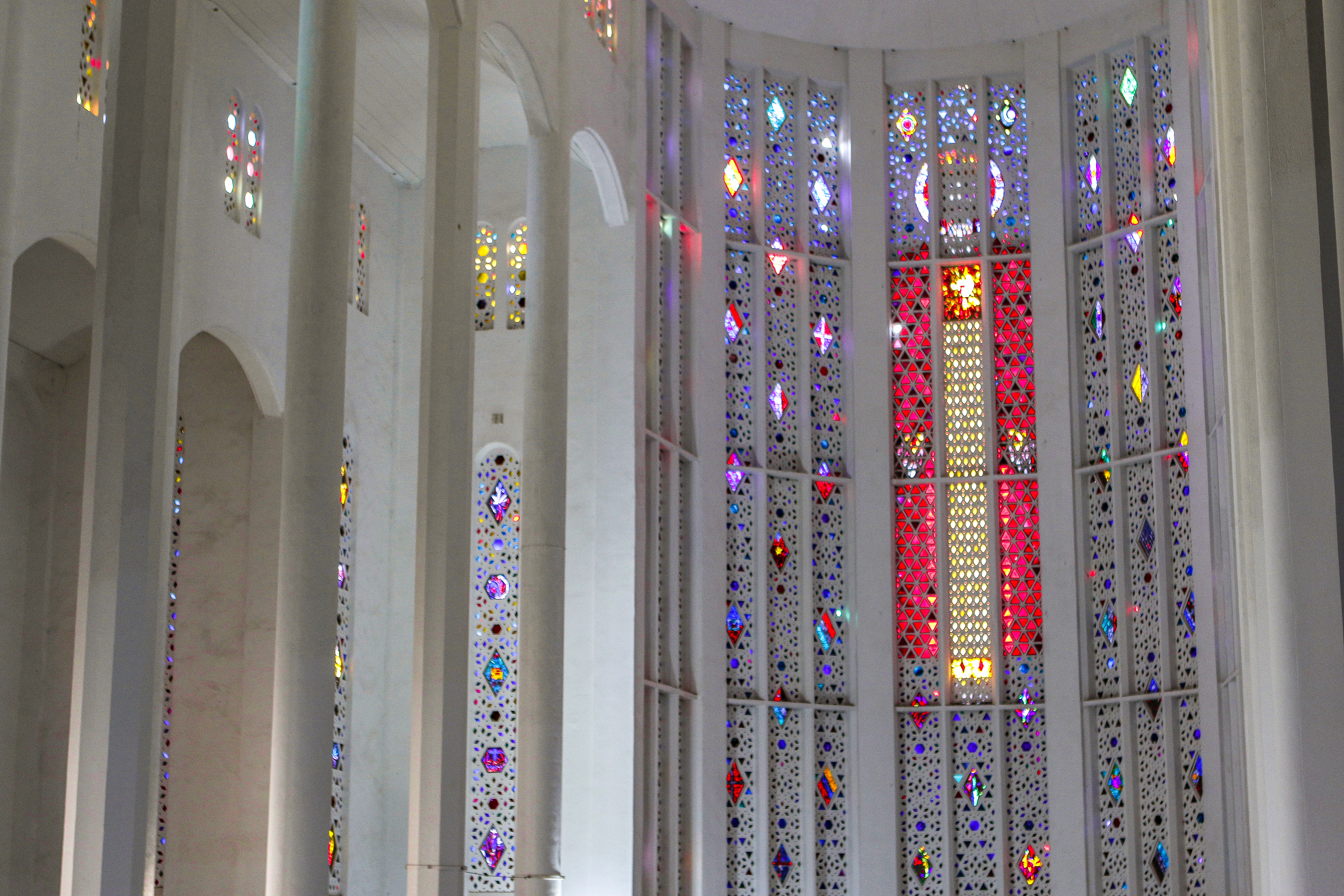 Entre Art Déco et modernisme spirituel